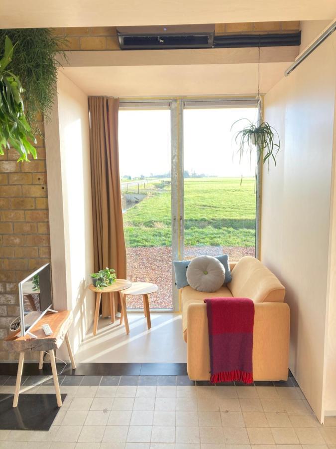 Tiny House Van Hoogspanning Naar Ontspanning Wirdum Exterior foto
