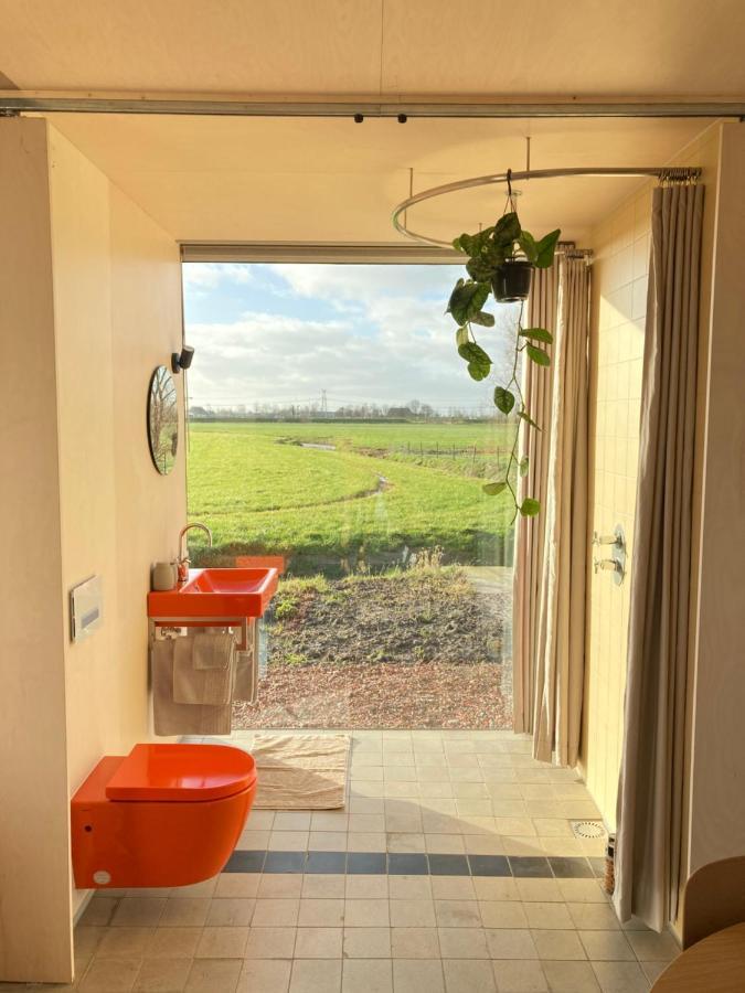 Tiny House Van Hoogspanning Naar Ontspanning Wirdum Exterior foto